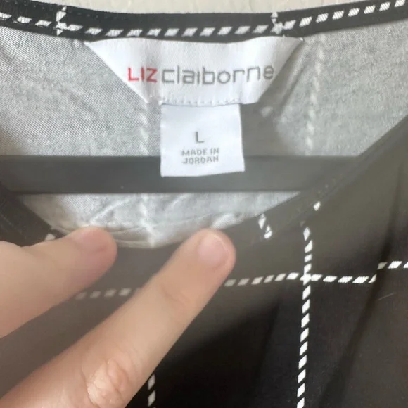 Liz Claiborne Black and White Checkered Blouse - Picture 3 of 4